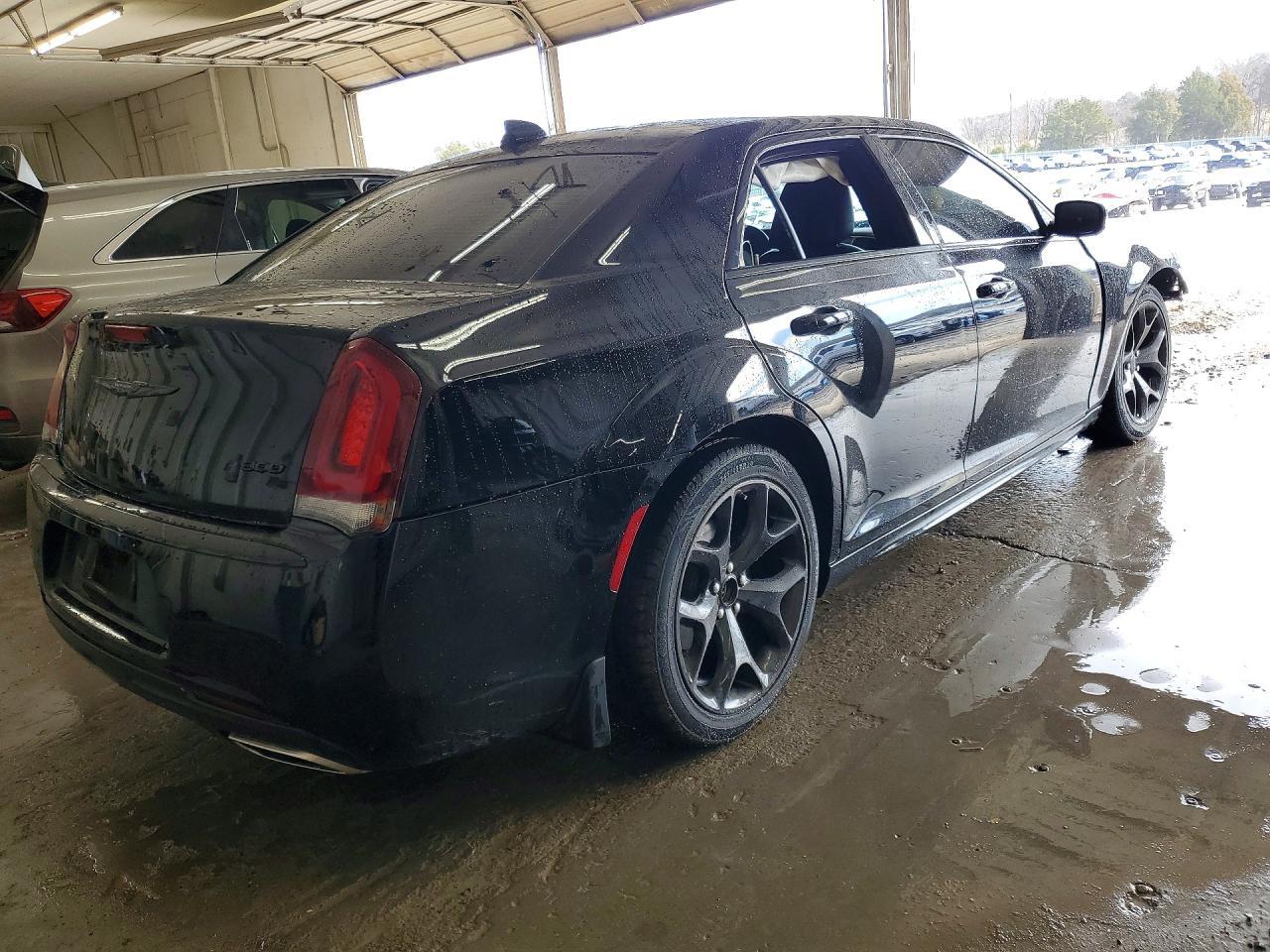 2023 CHRYSLER 300