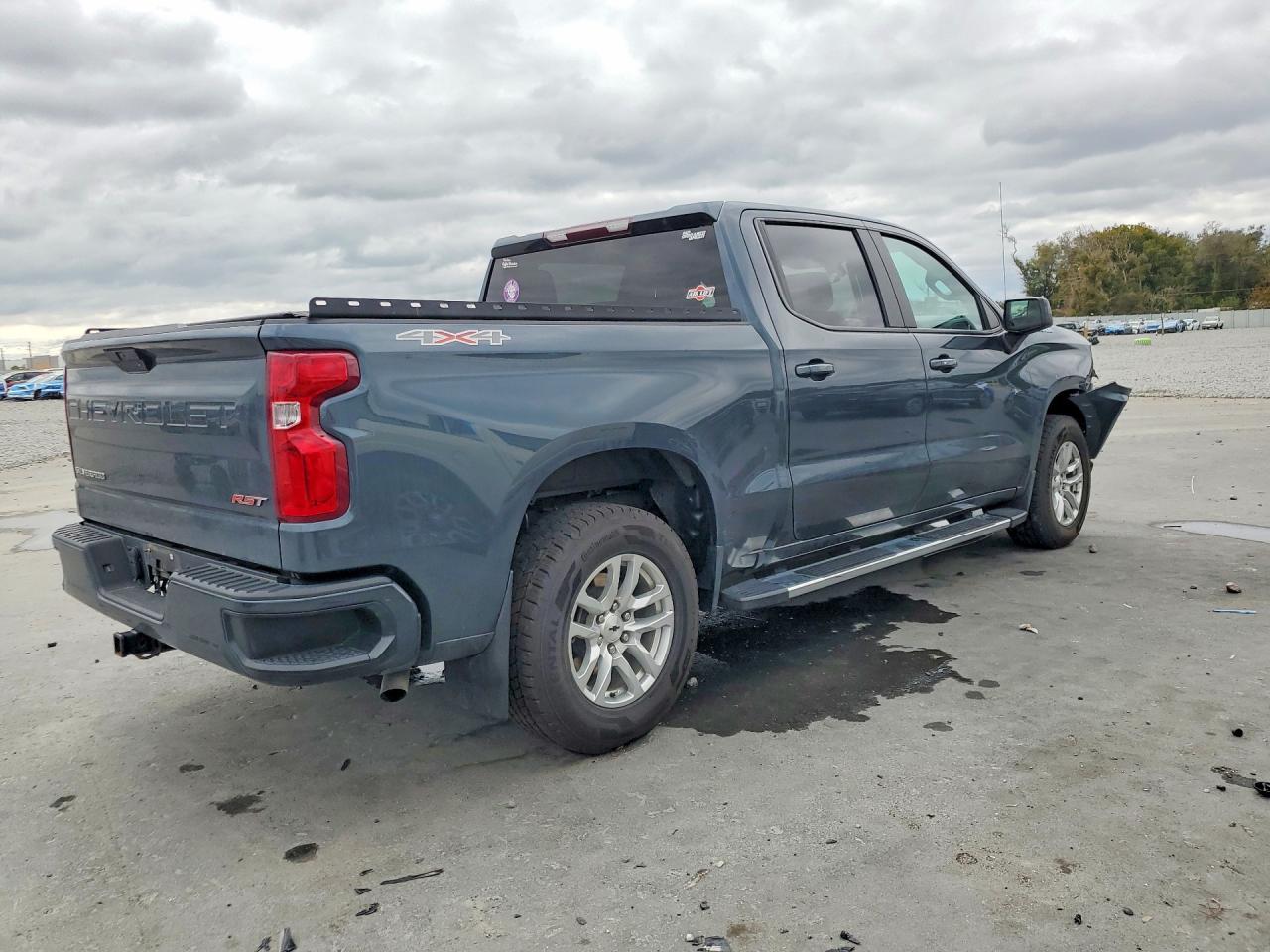 2021 CHEVROLET Silverado
