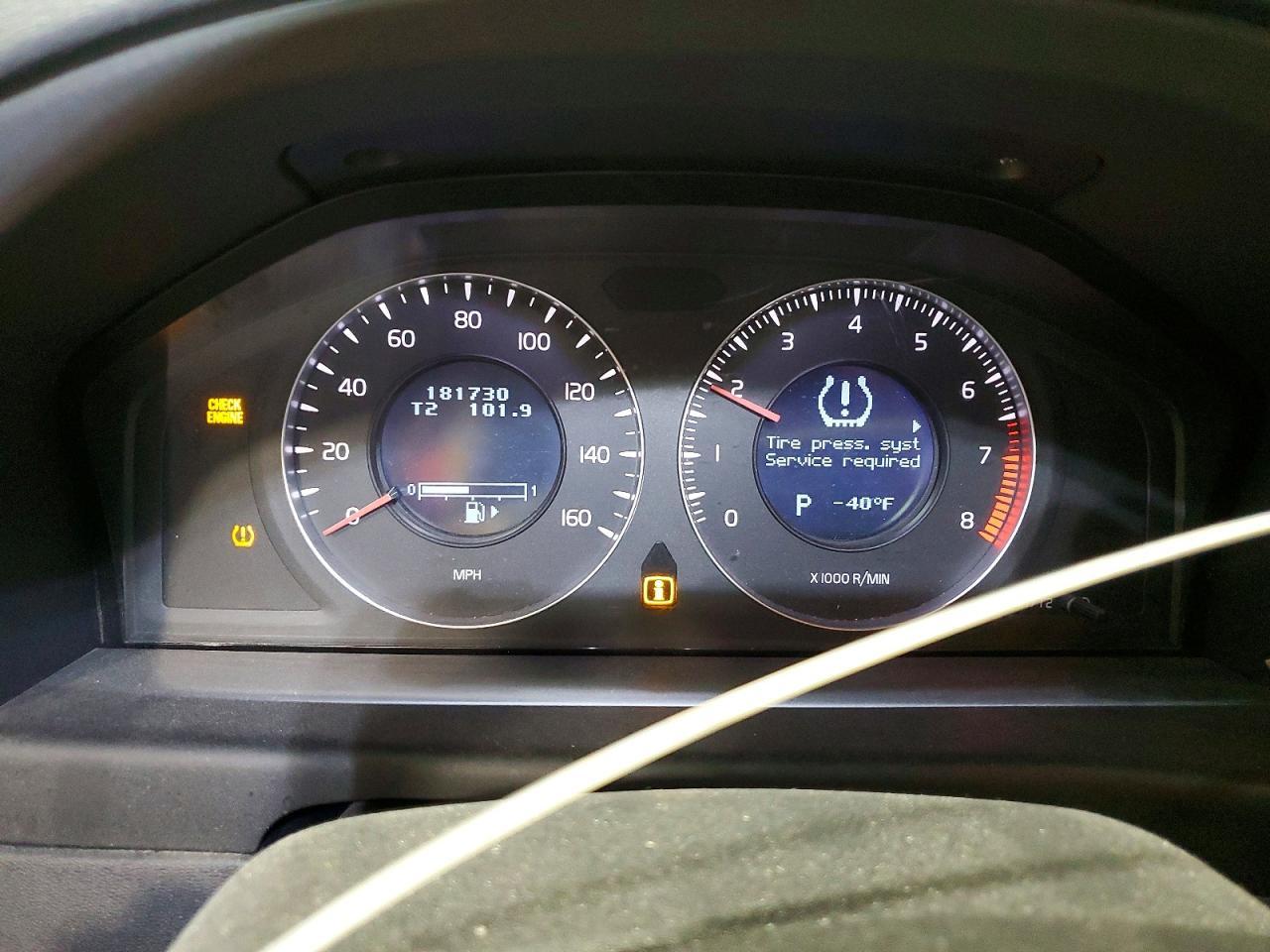 2009 VOLVO V70
