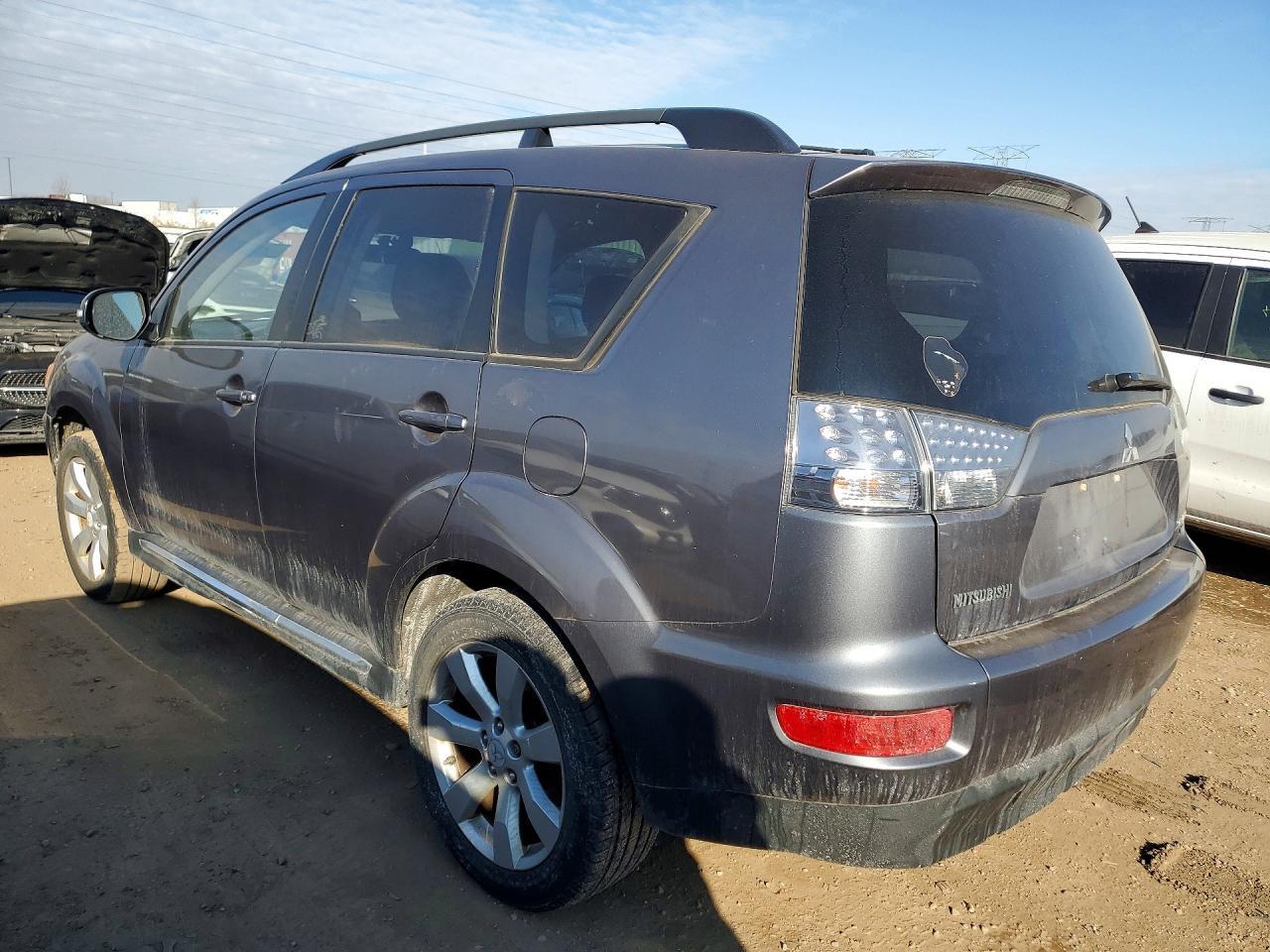 2010 MITSUBISHI outlander