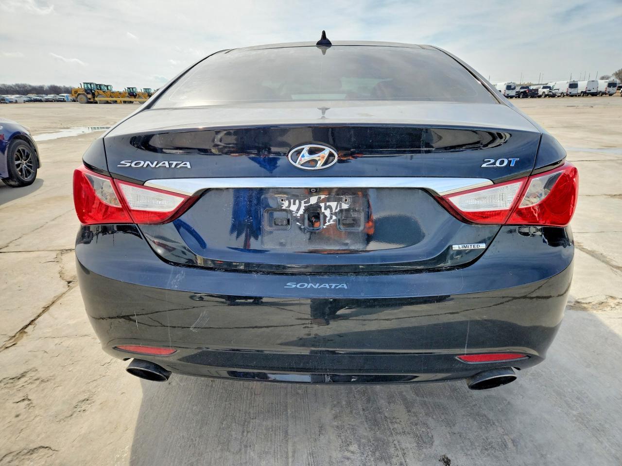2013 HYUNDAI SONATA