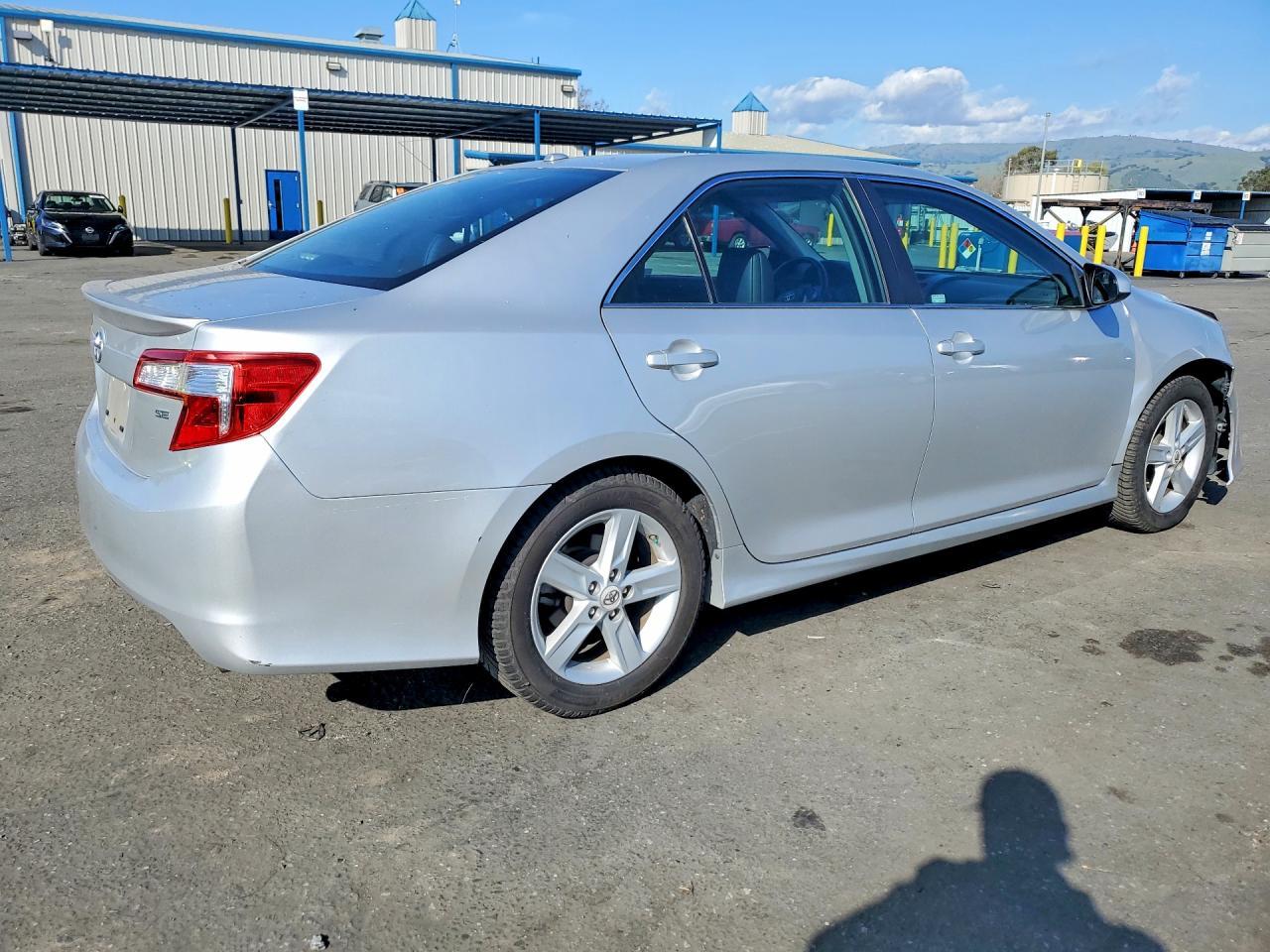 2012 TOYOTA CAMRY
