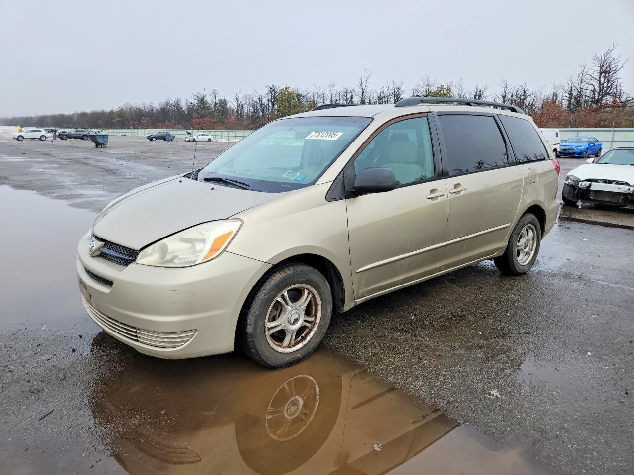 2005 TOYOTA SIENNA