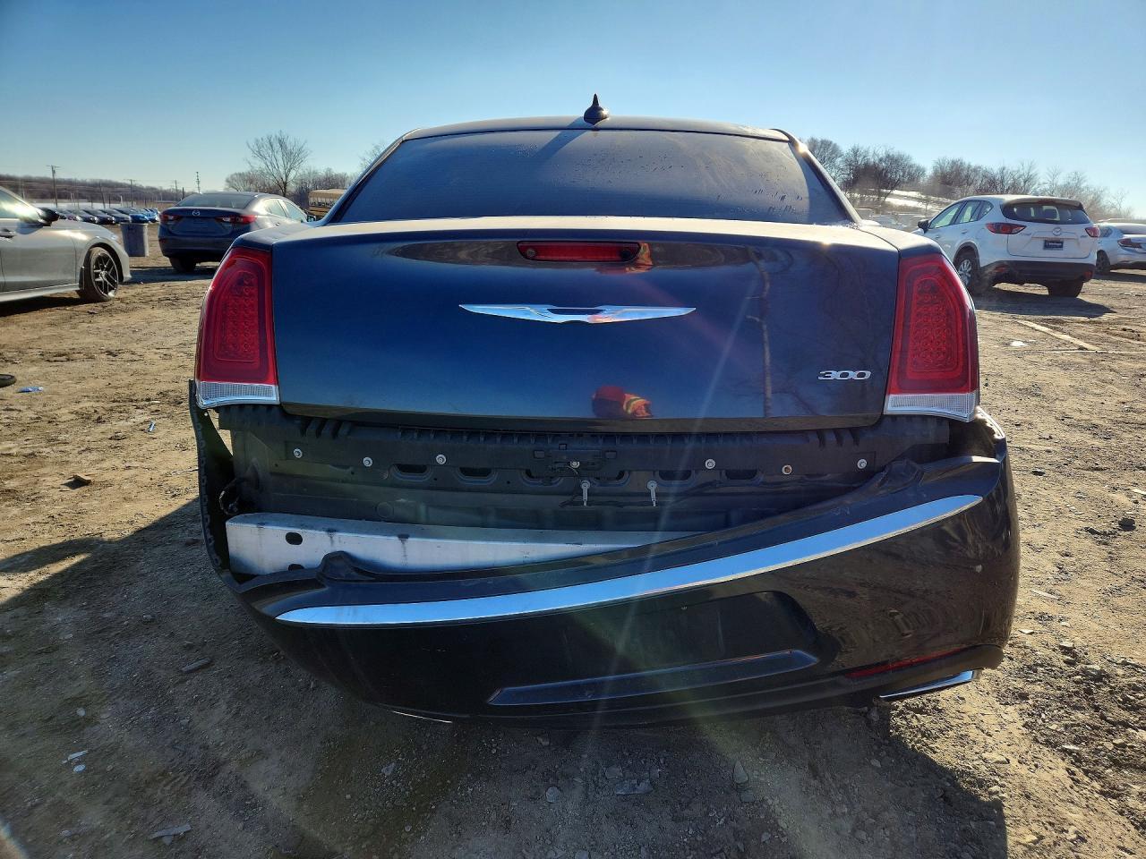 2016 CHRYSLER 300