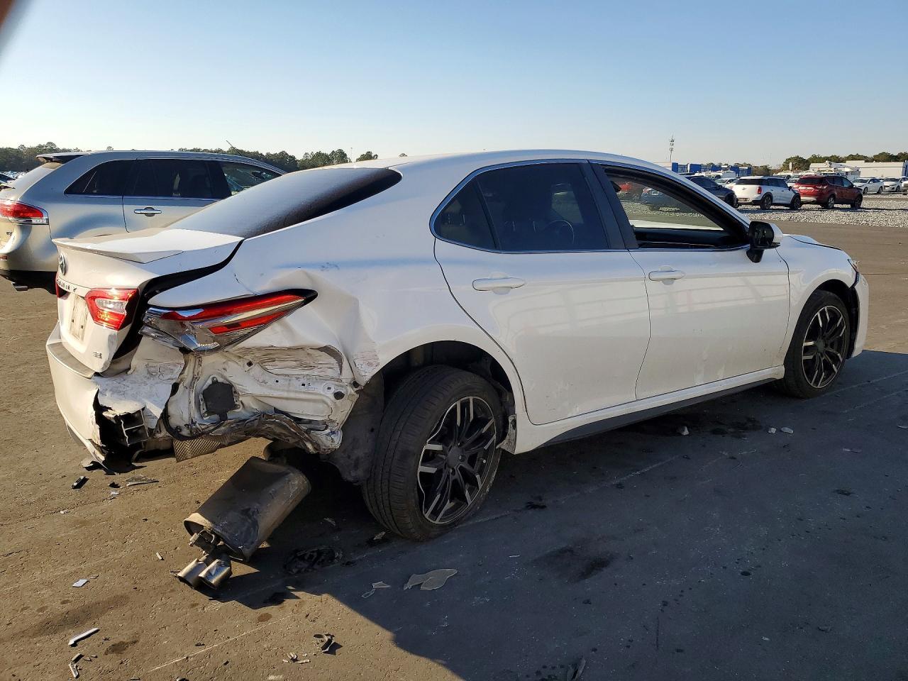2018 TOYOTA CAMRY
