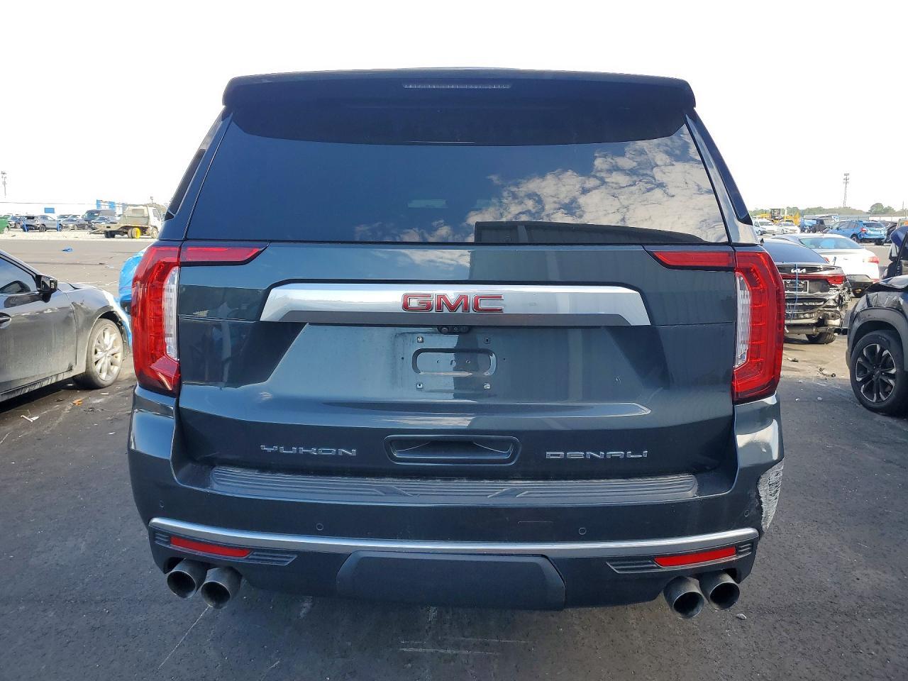 2021 GMC Yukon