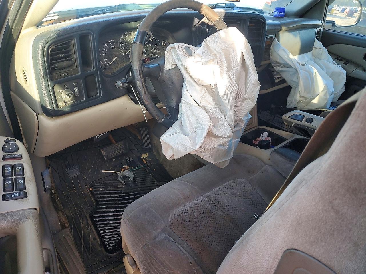 2001 CHEVROLET Tahoe
