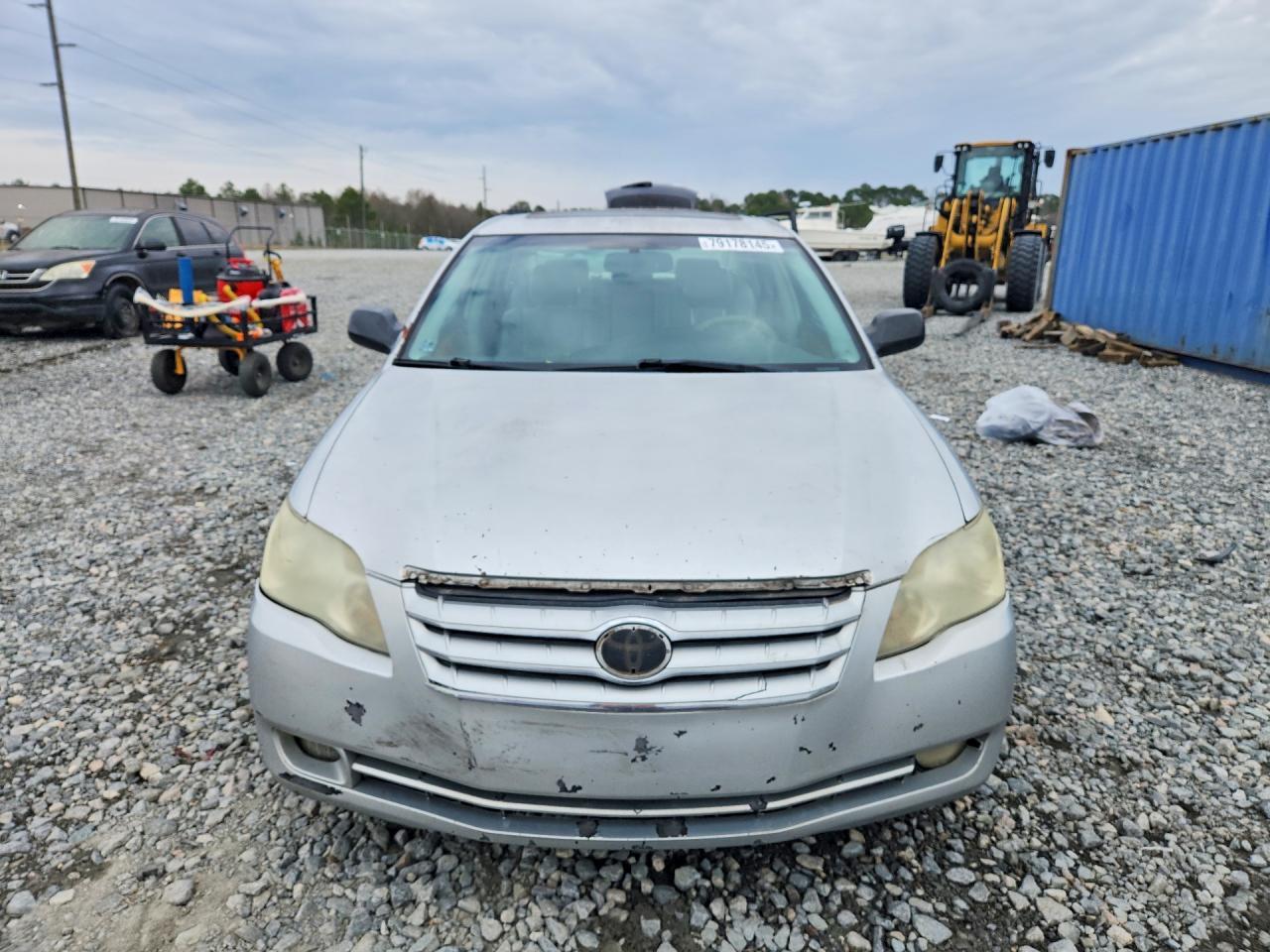 2006 TOYOTA Avalon
