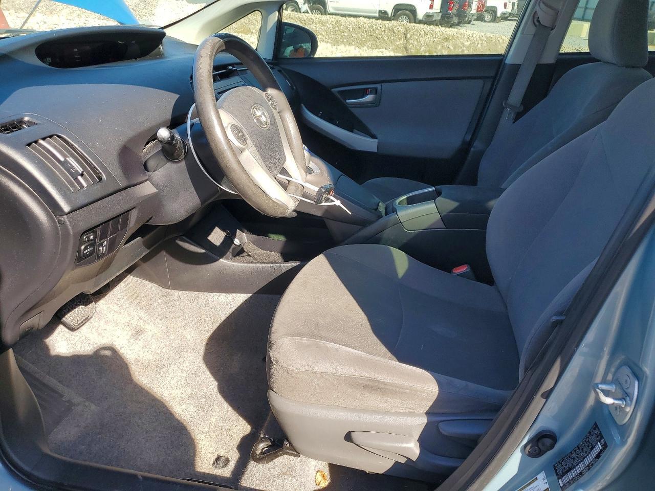 2015 TOYOTA PRIUS