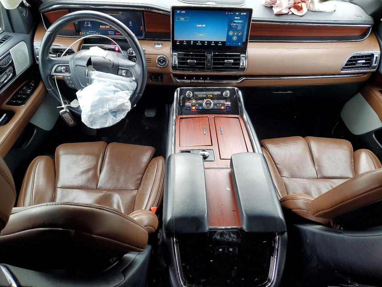 2023 LINCOLN Navigator