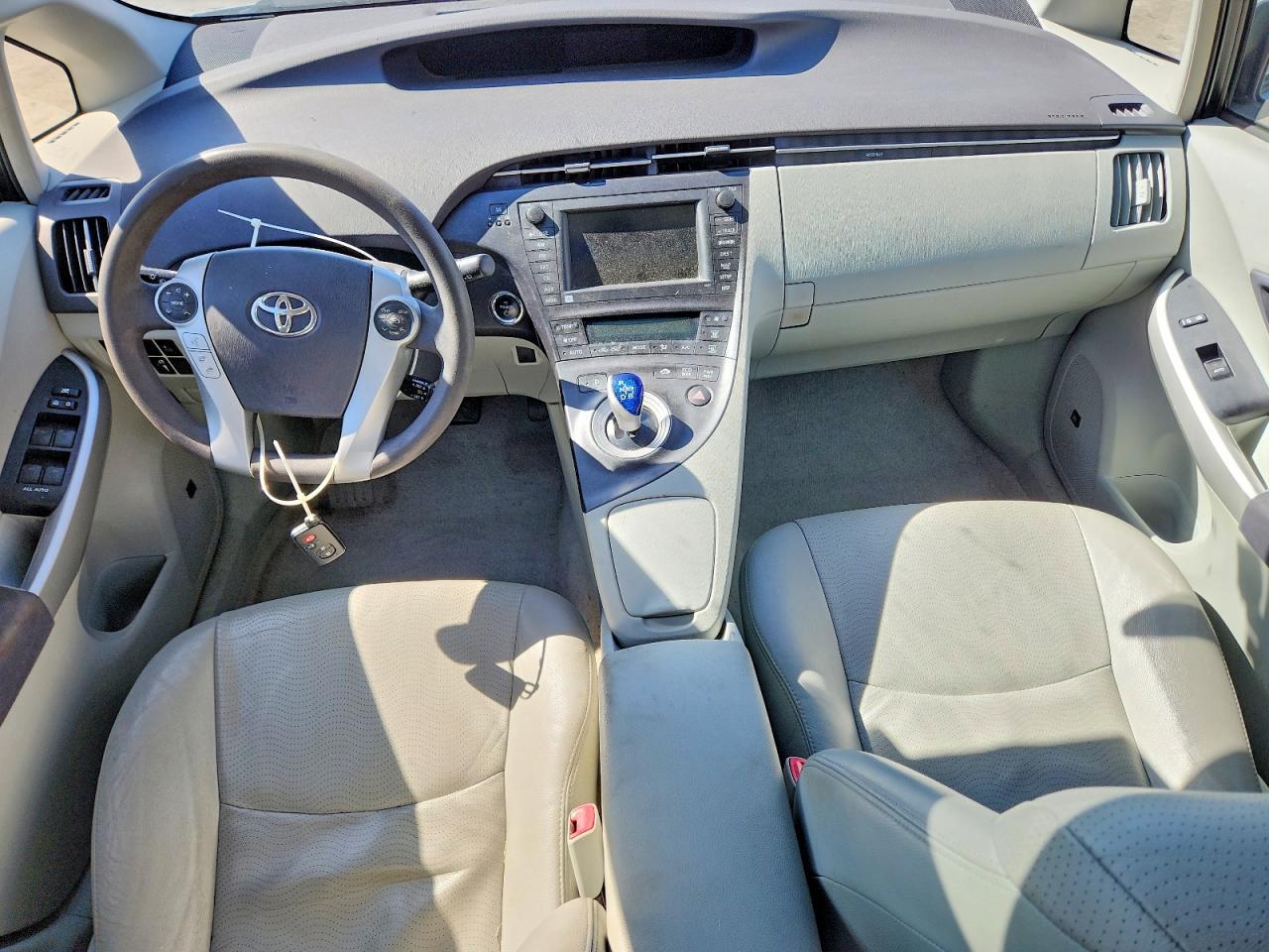 2010 TOYOTA PRIUS