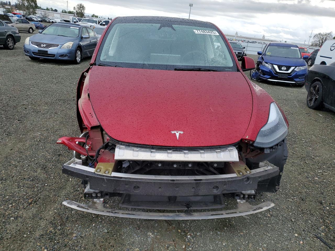 2024 TESLA MODEL Y