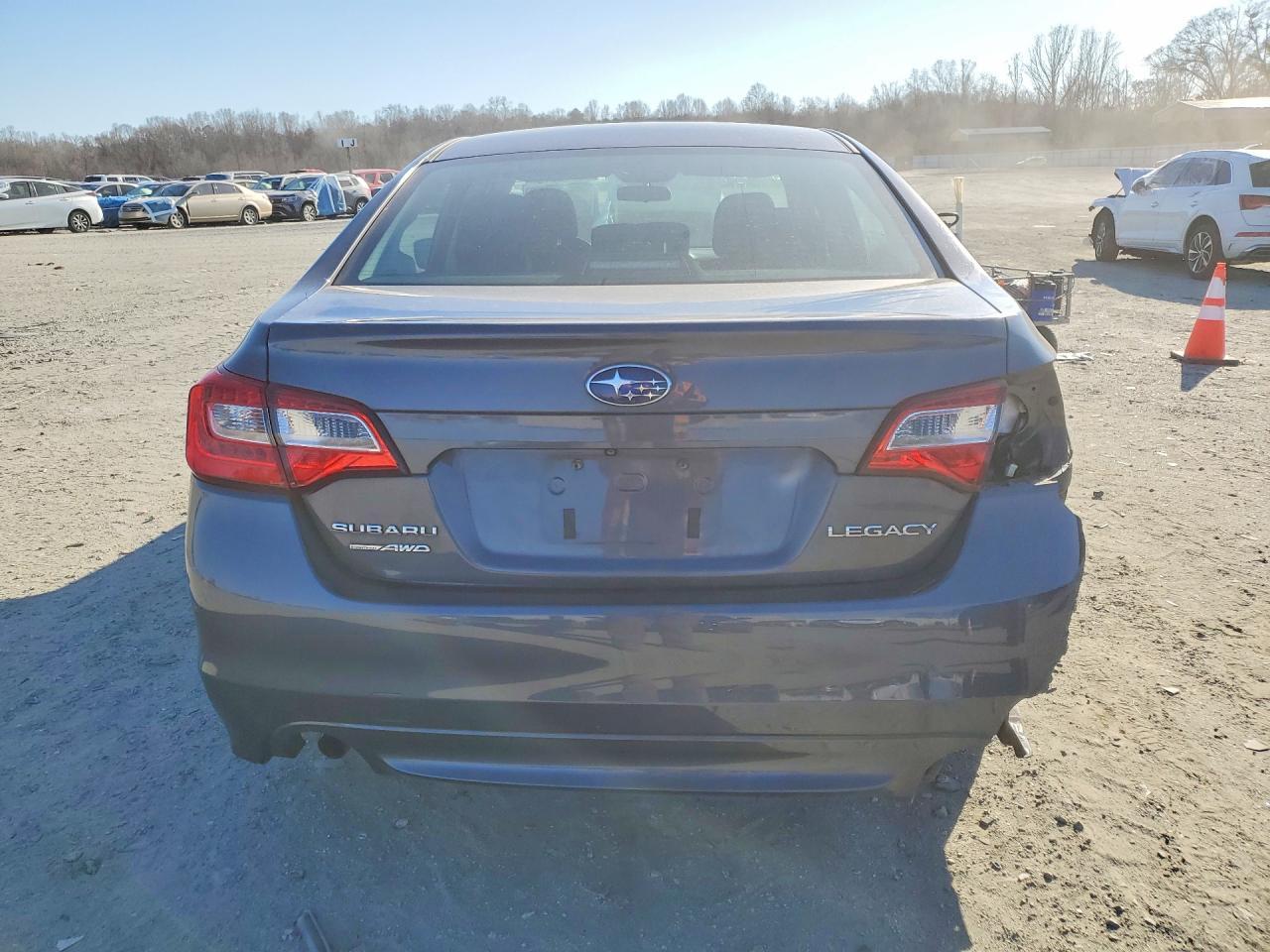 2015 SUBARU Legacy