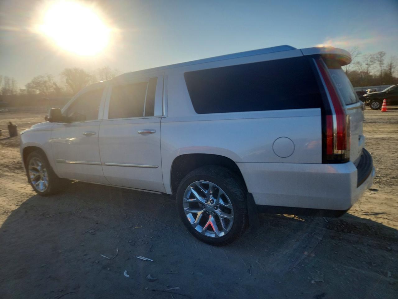 2016 CADILLAC ESCALADE