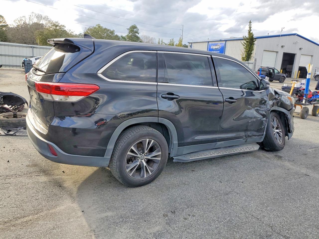 2019 TOYOTA HIGHLANDER