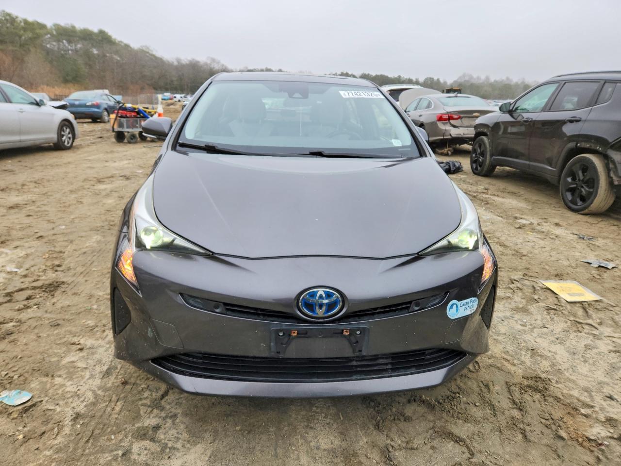 2017 TOYOTA PRIUS