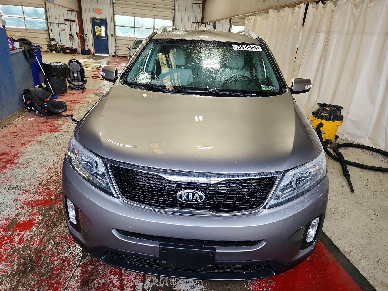 2015 KIA SORENTO