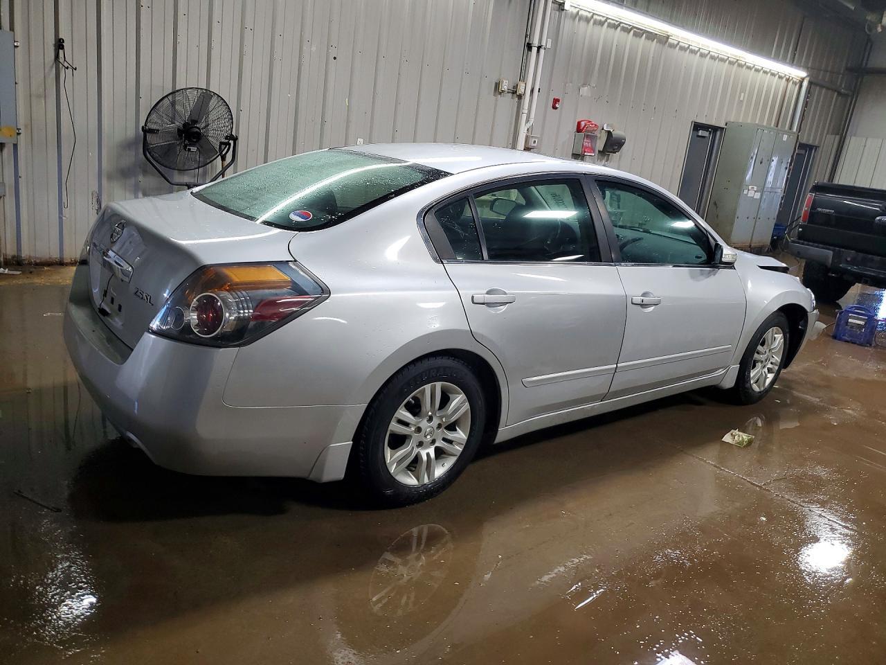 2012 NISSAN ALTIMA