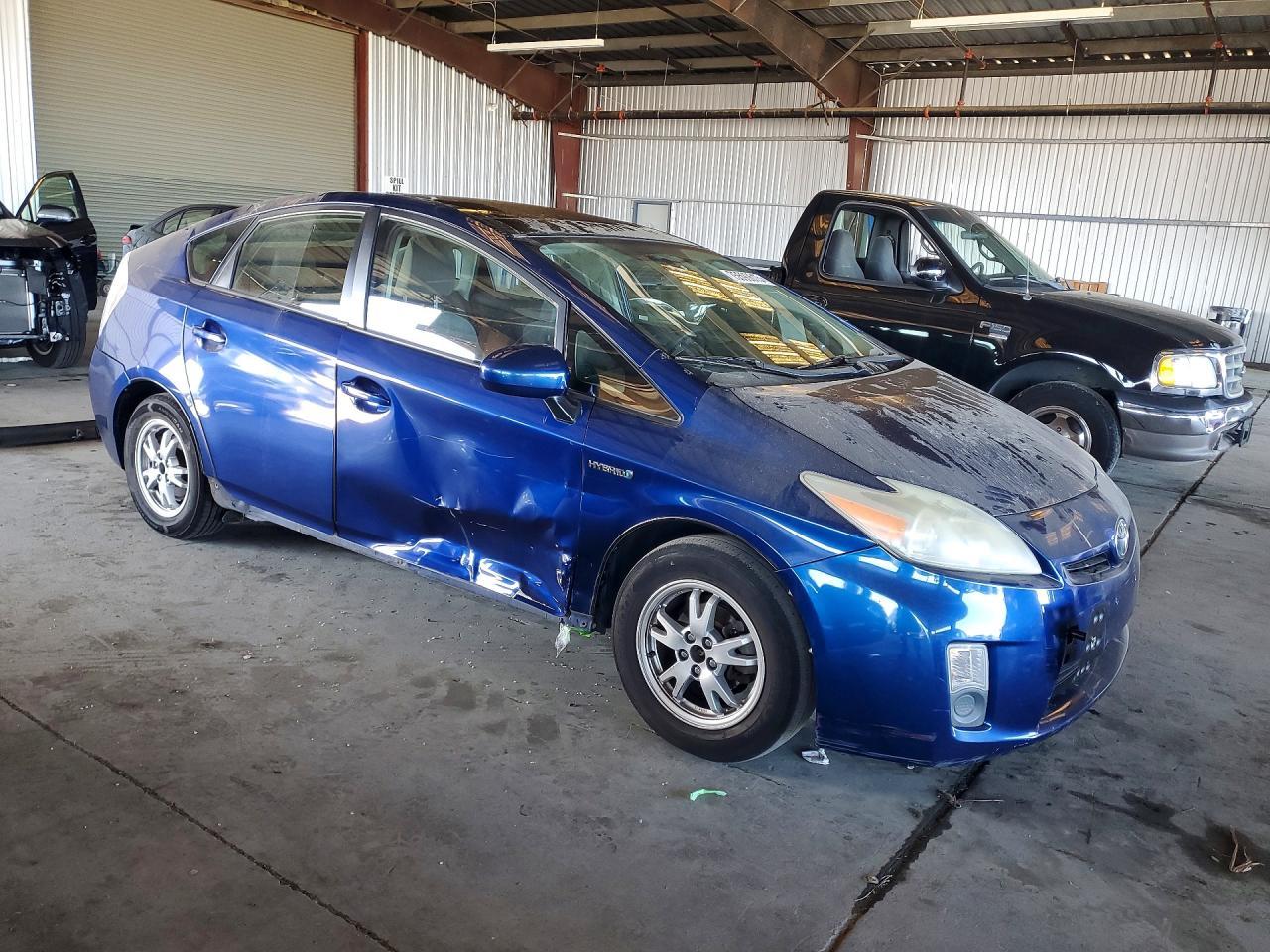 2010 TOYOTA PRIUS