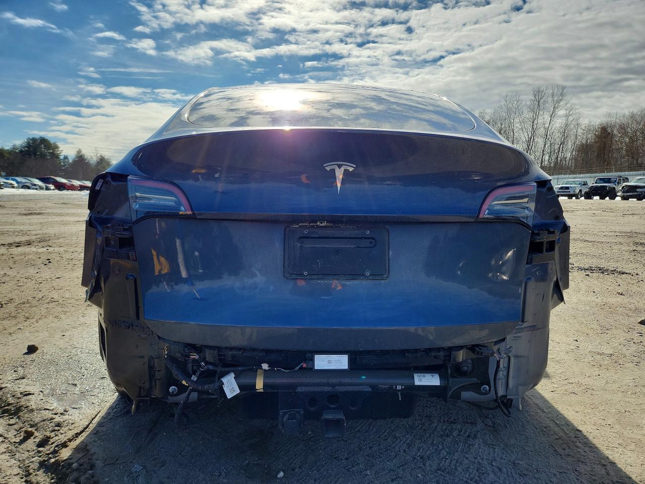 2023 TESLA MODEL Y