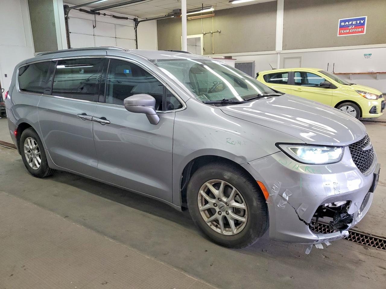 2021 CHRYSLER Pacifica