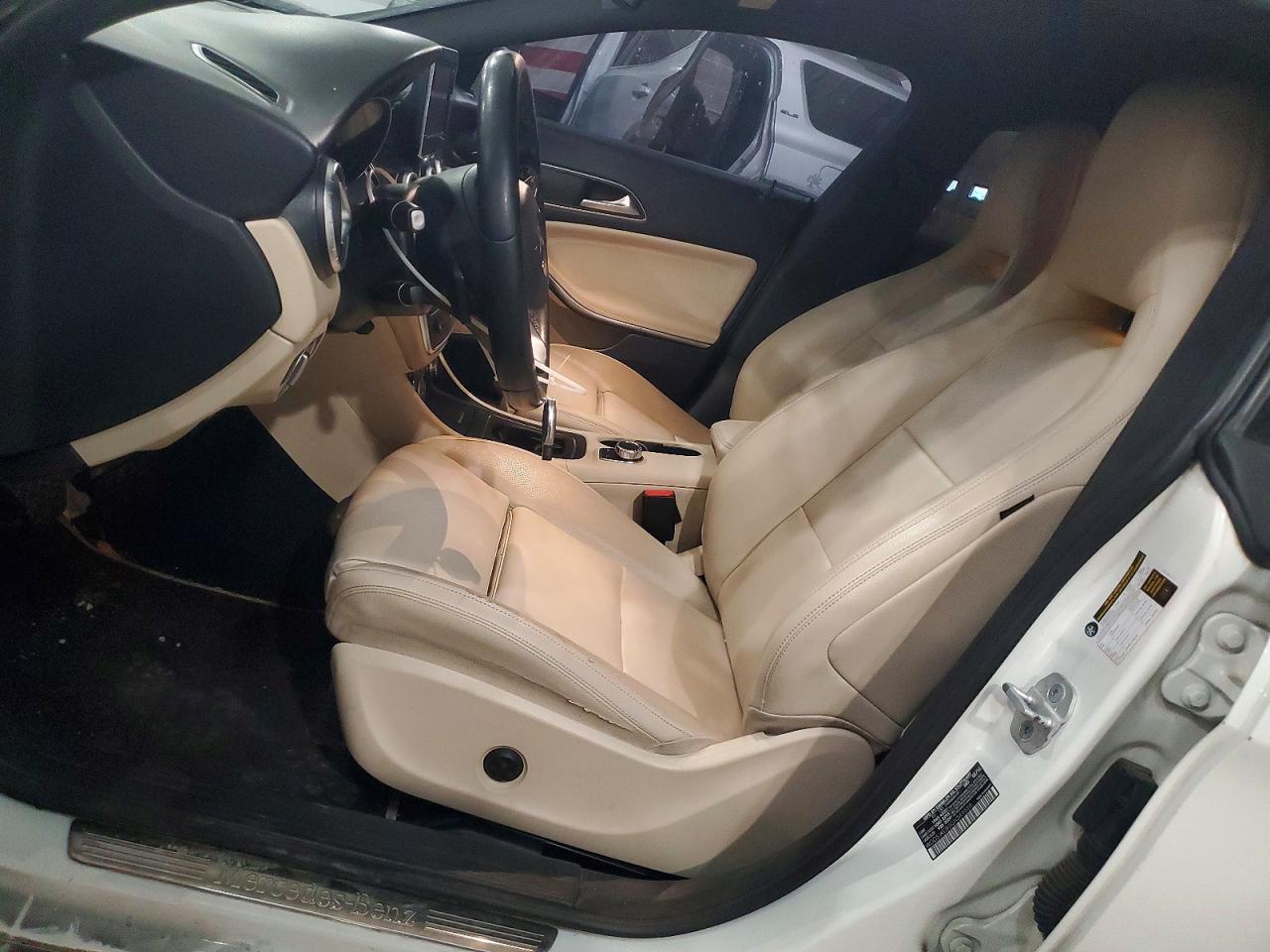 2016 MERCEDES-BENZ CLA-Class