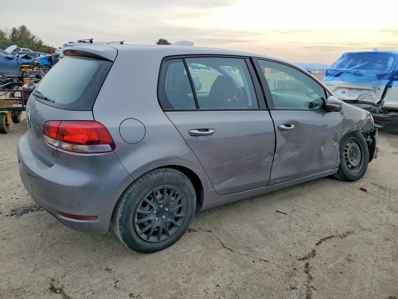 2012 VOLKSWAGEN GOLF