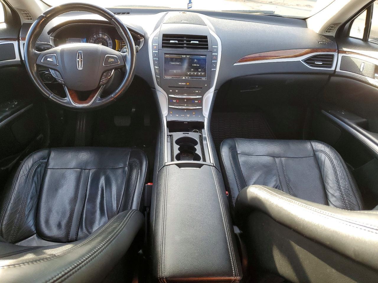 2016 LINCOLN MKZ