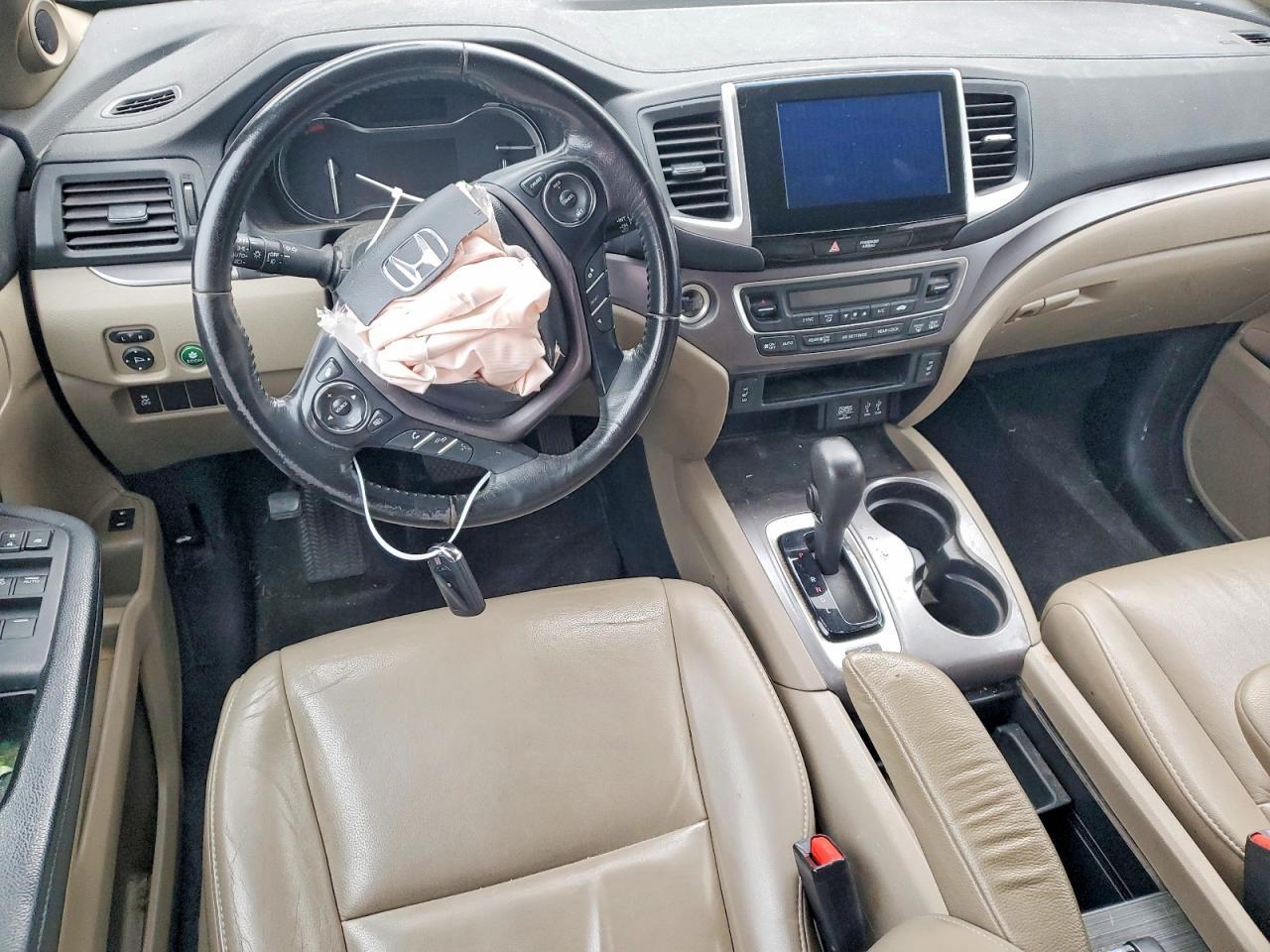 2016 HONDA PILOT