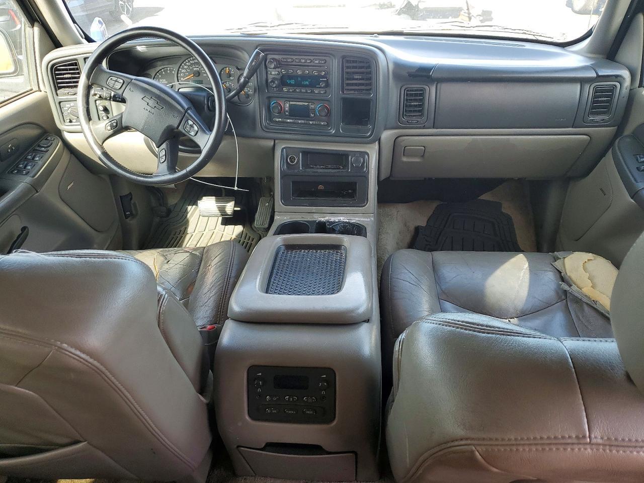 2003 CHEVROLET Suburban