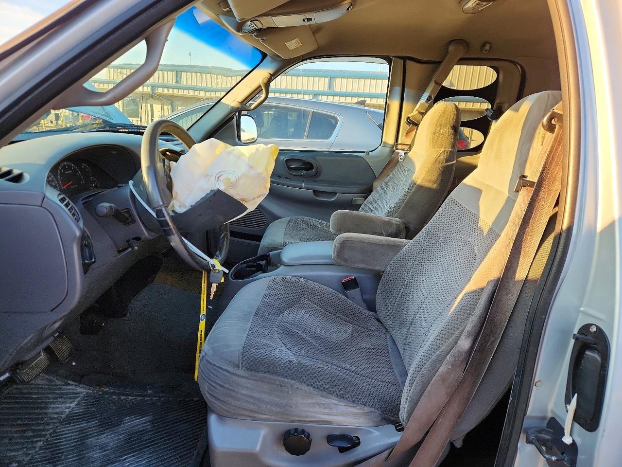 2001 FORD F-150 Lightning