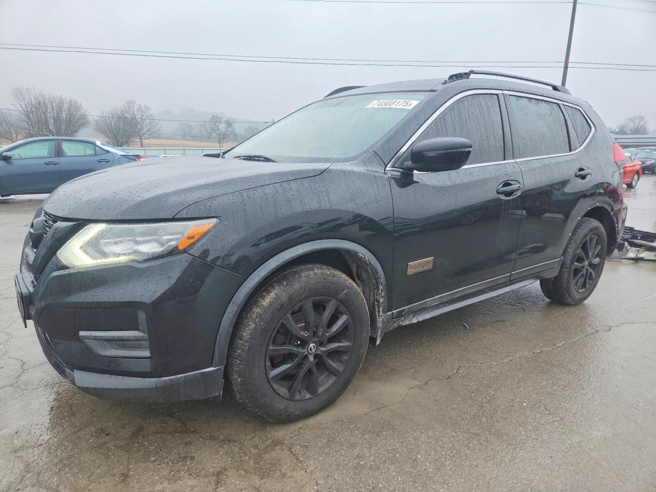 2017 NISSAN ROGUE