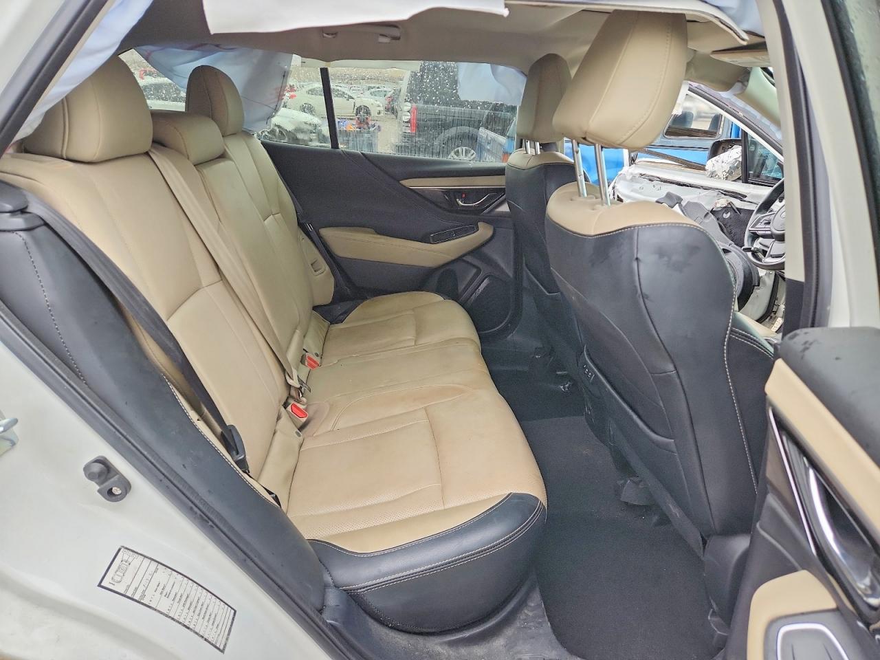 2021 SUBARU Outback