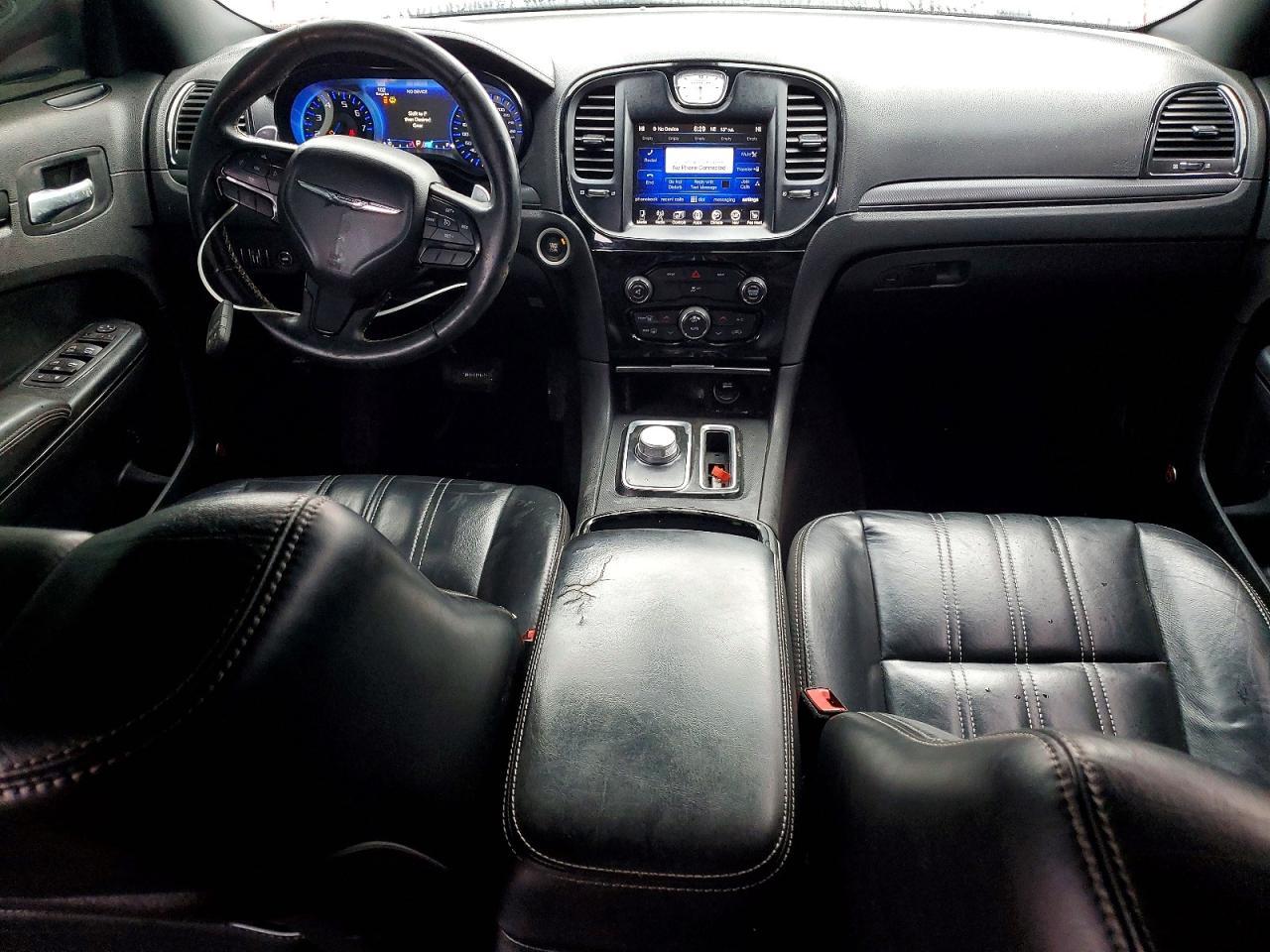 2016 CHRYSLER 300