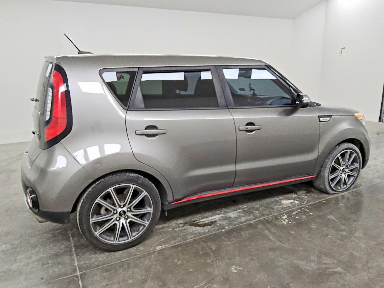 2019 KIA SOUL