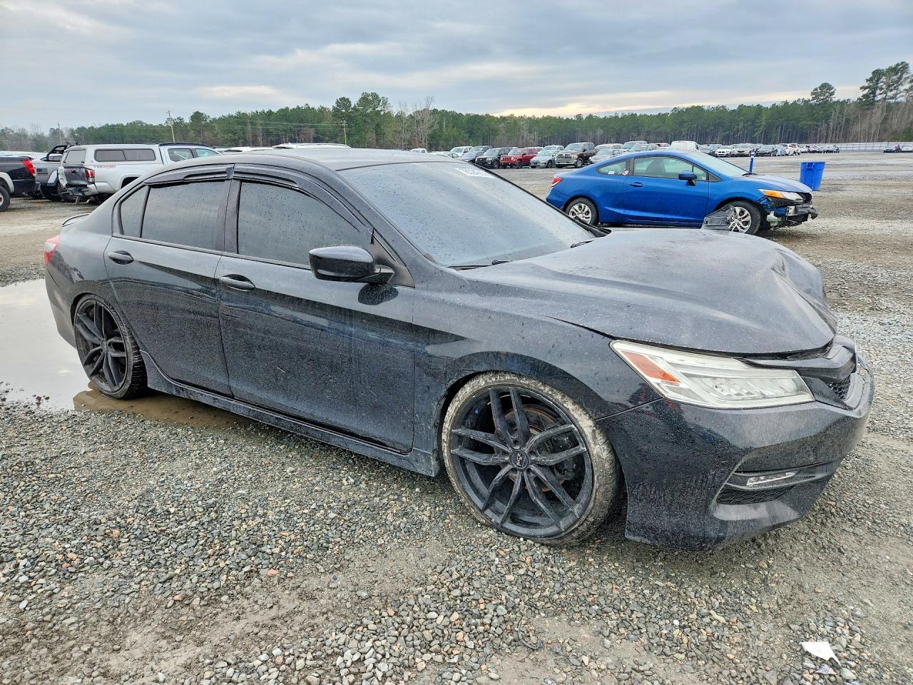 2017 HONDA ACCORD