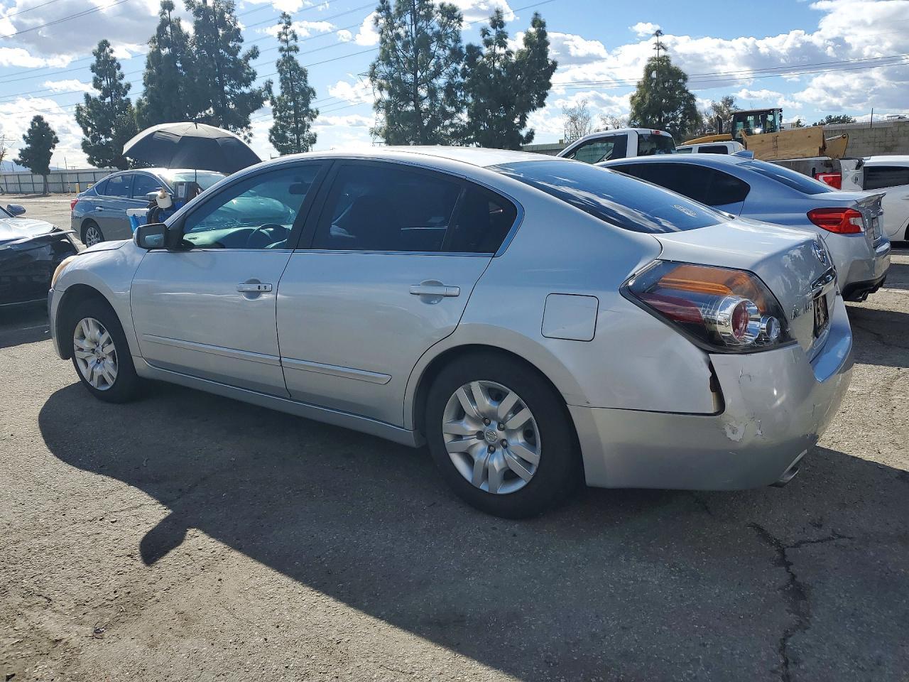 2012 NISSAN ALTIMA
