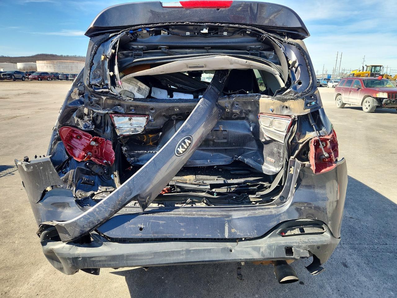 2016 KIA SORENTO