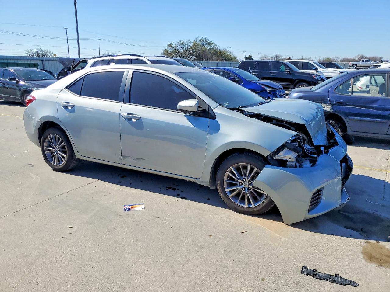 2015 TOYOTA COROLLA