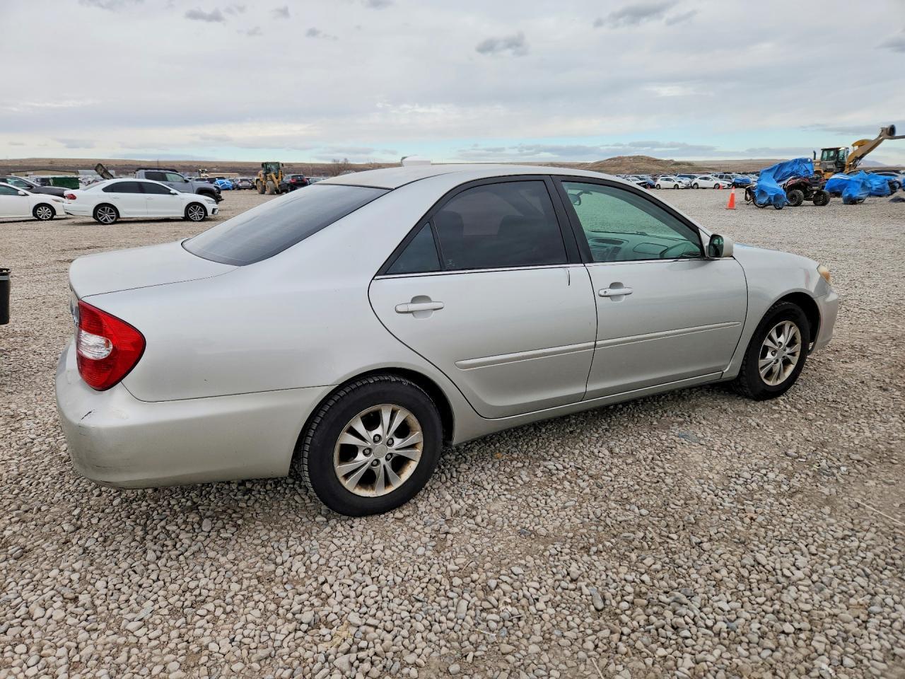 2004 TOYOTA CAMRY