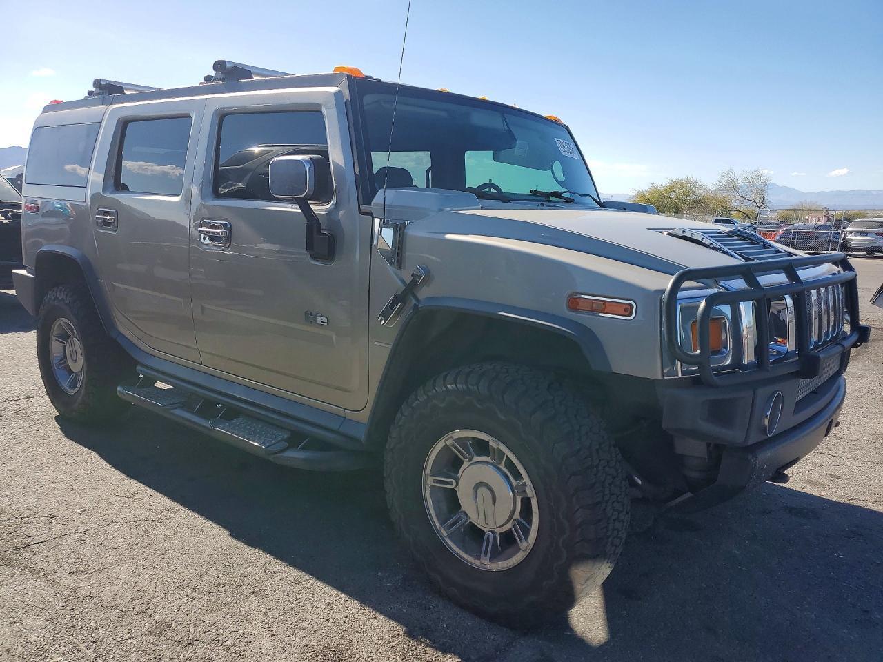 2004 HUMMER H2