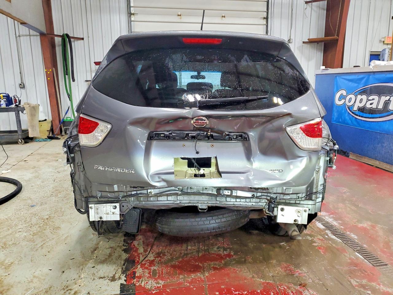2016 NISSAN PATHFINDER