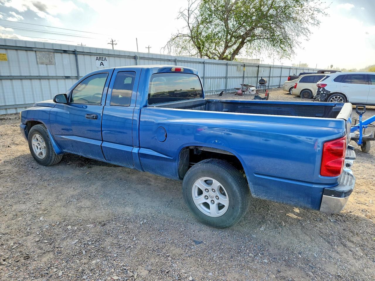 2006 DODGE Dakota