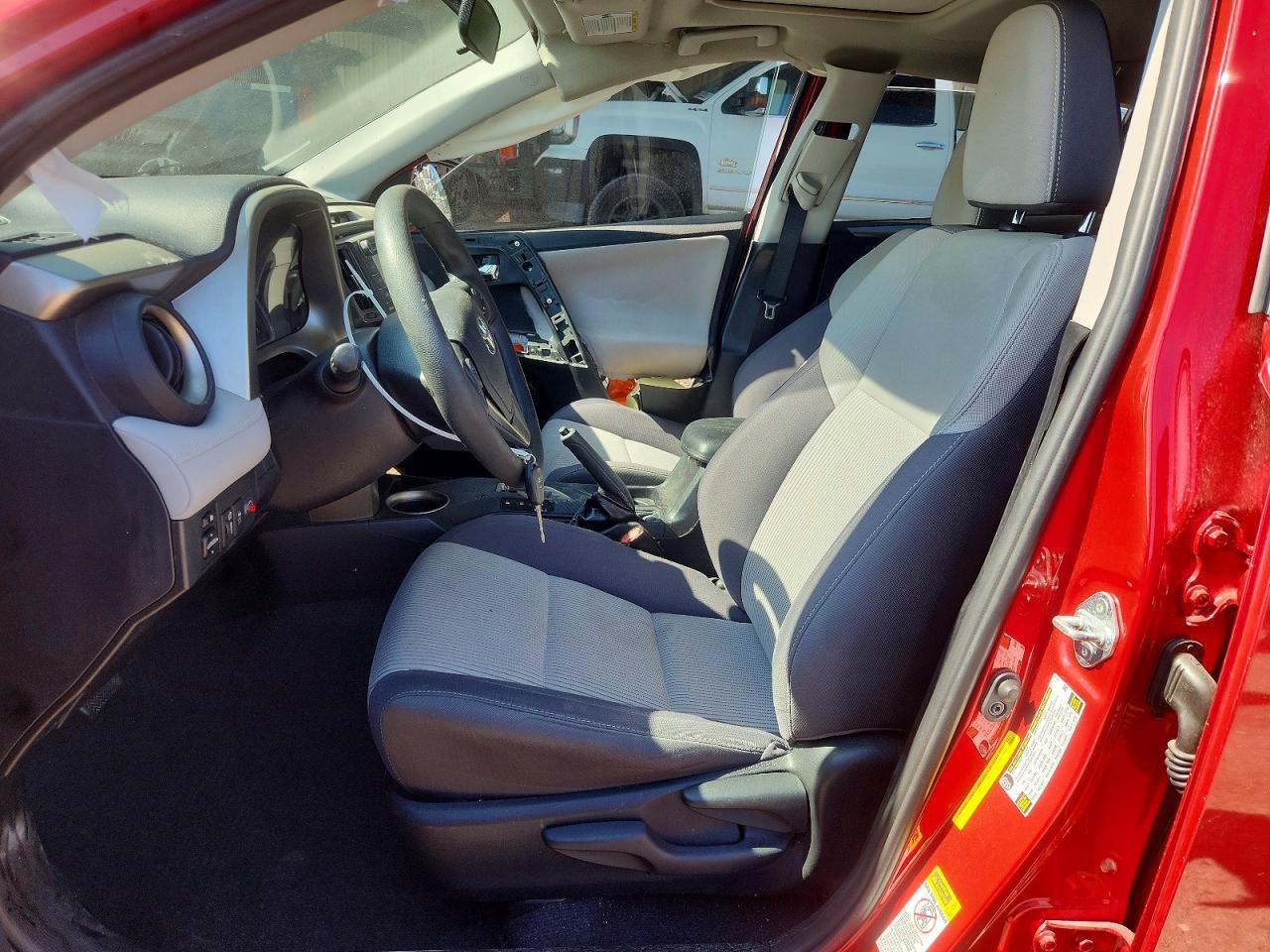 2015 TOYOTA RAV4