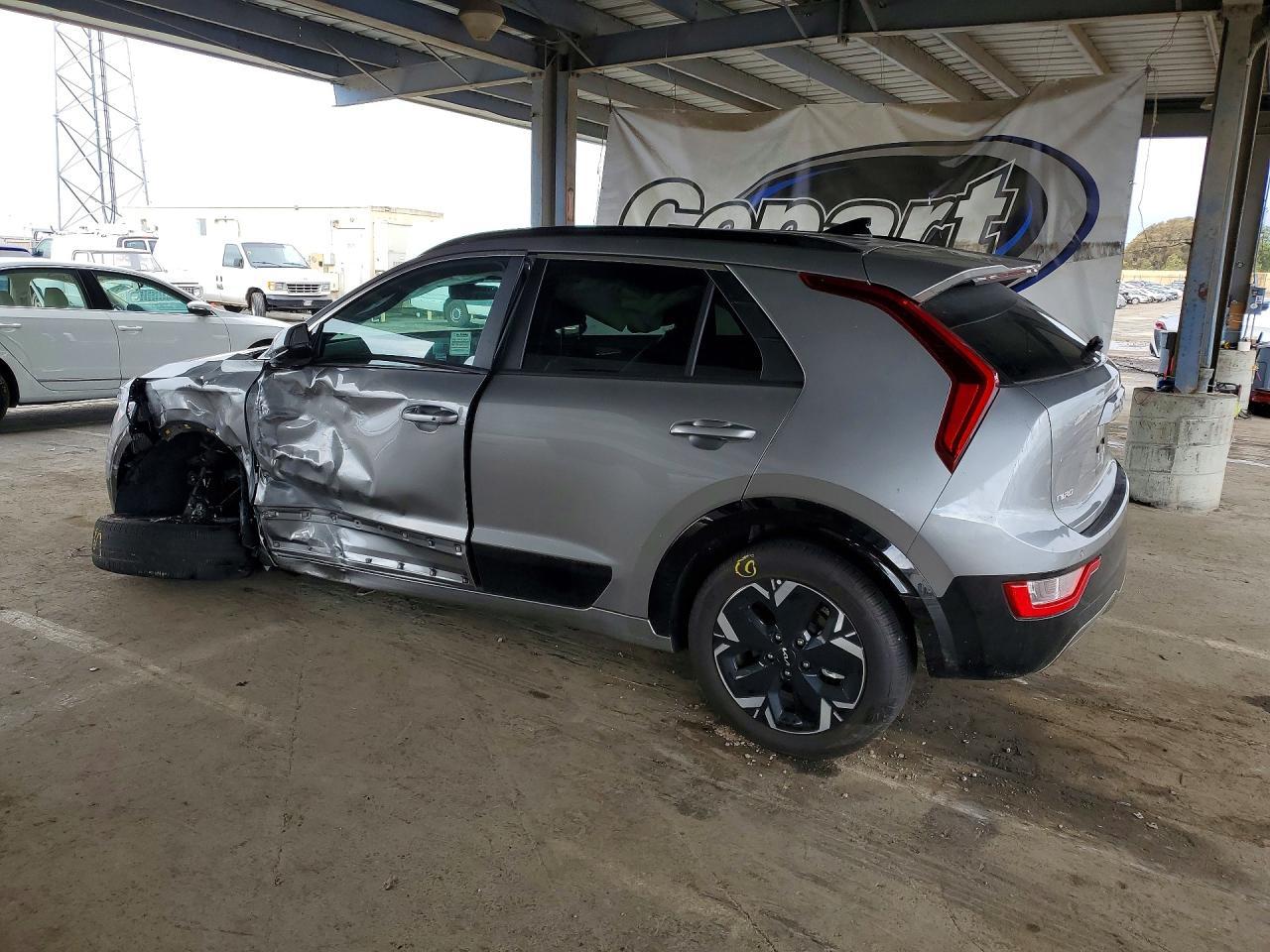 2025 KIA Niro