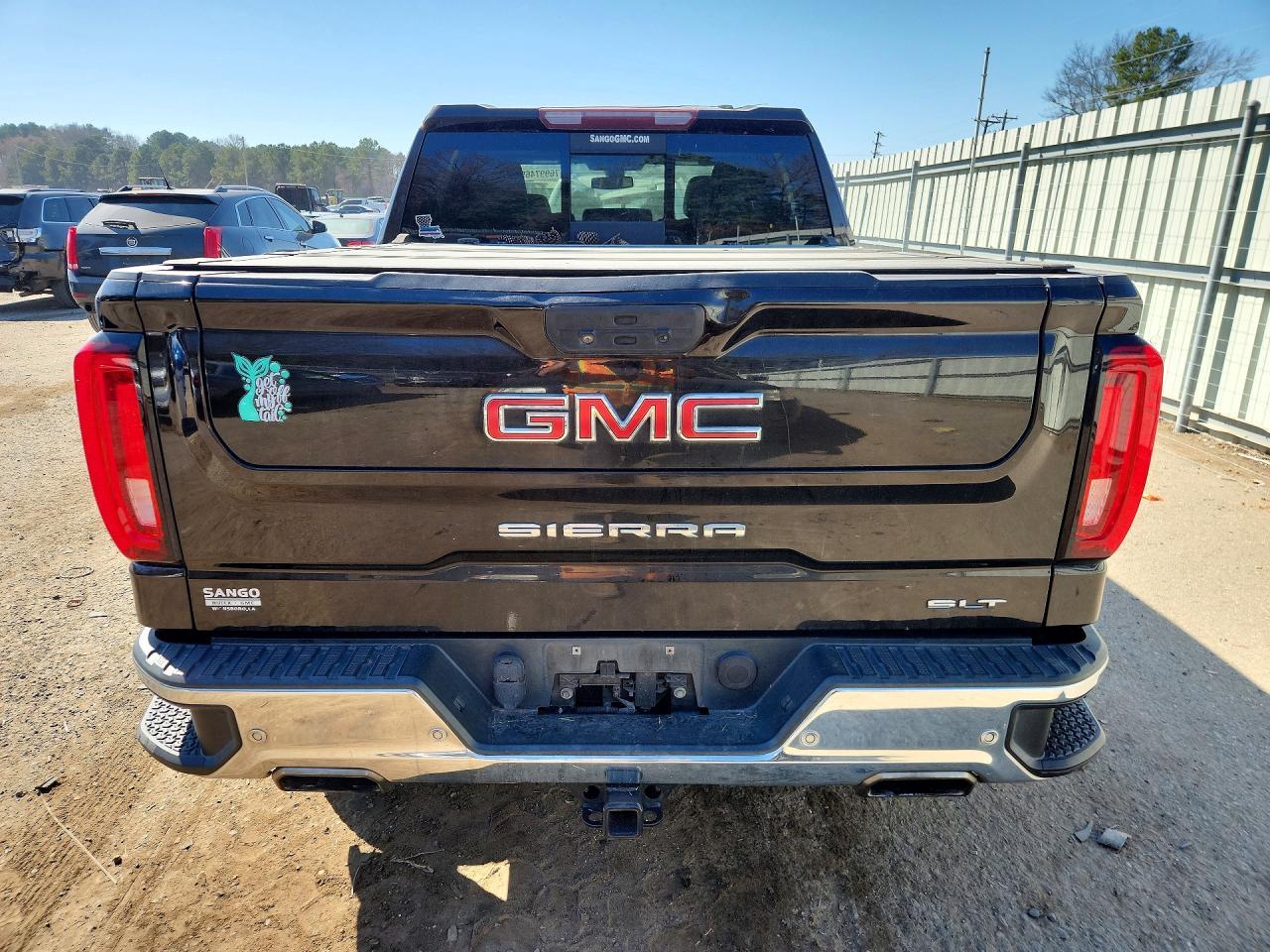 2020 GMC Sierra