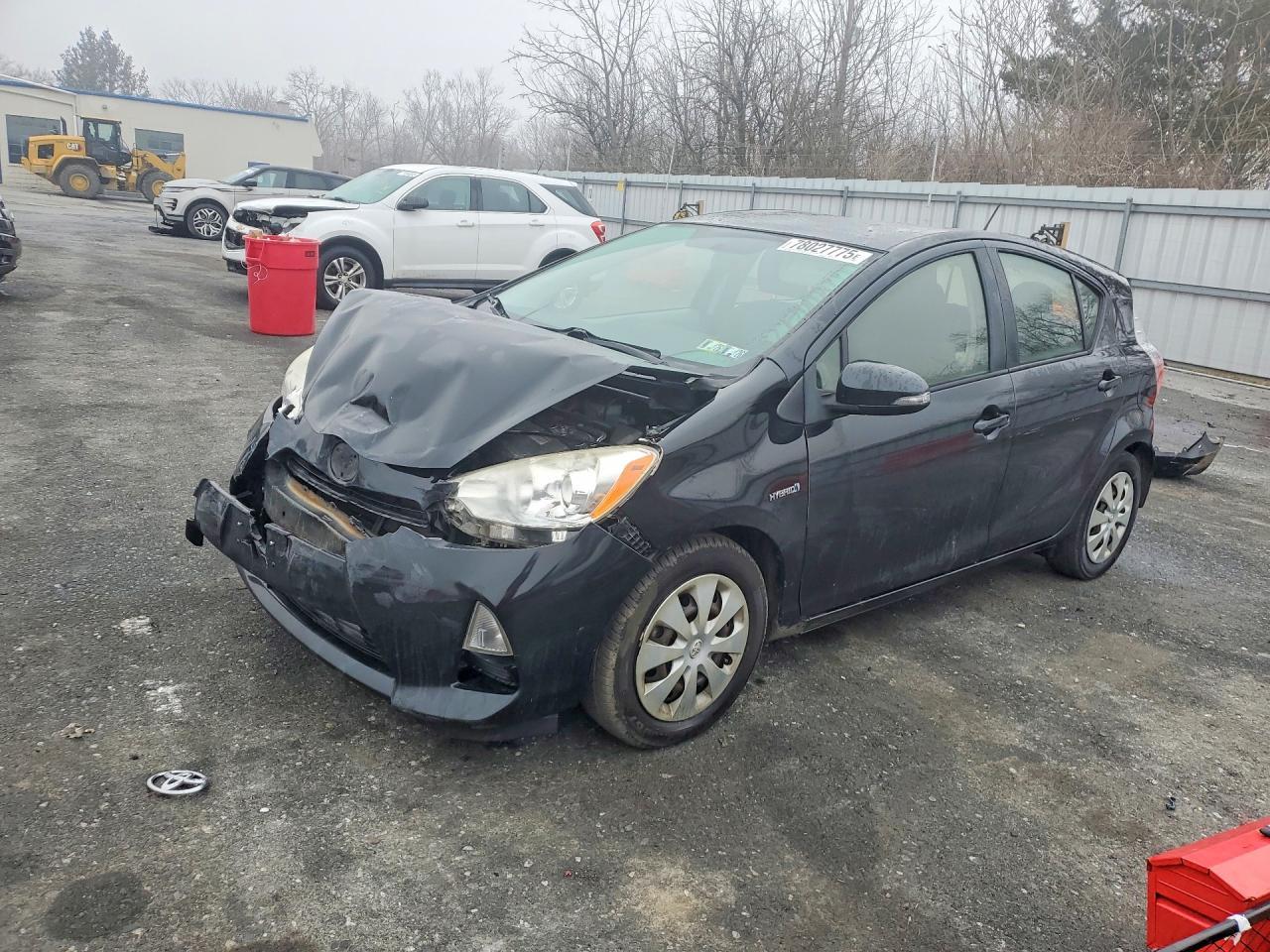 2014 TOYOTA Prius c
