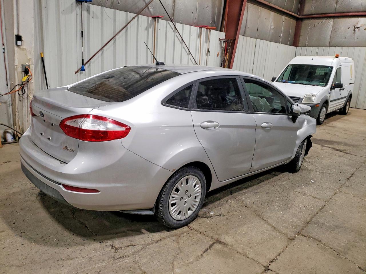 2017 FORD Fiesta