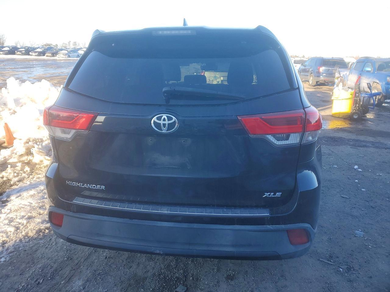 2019 TOYOTA HIGHLANDER