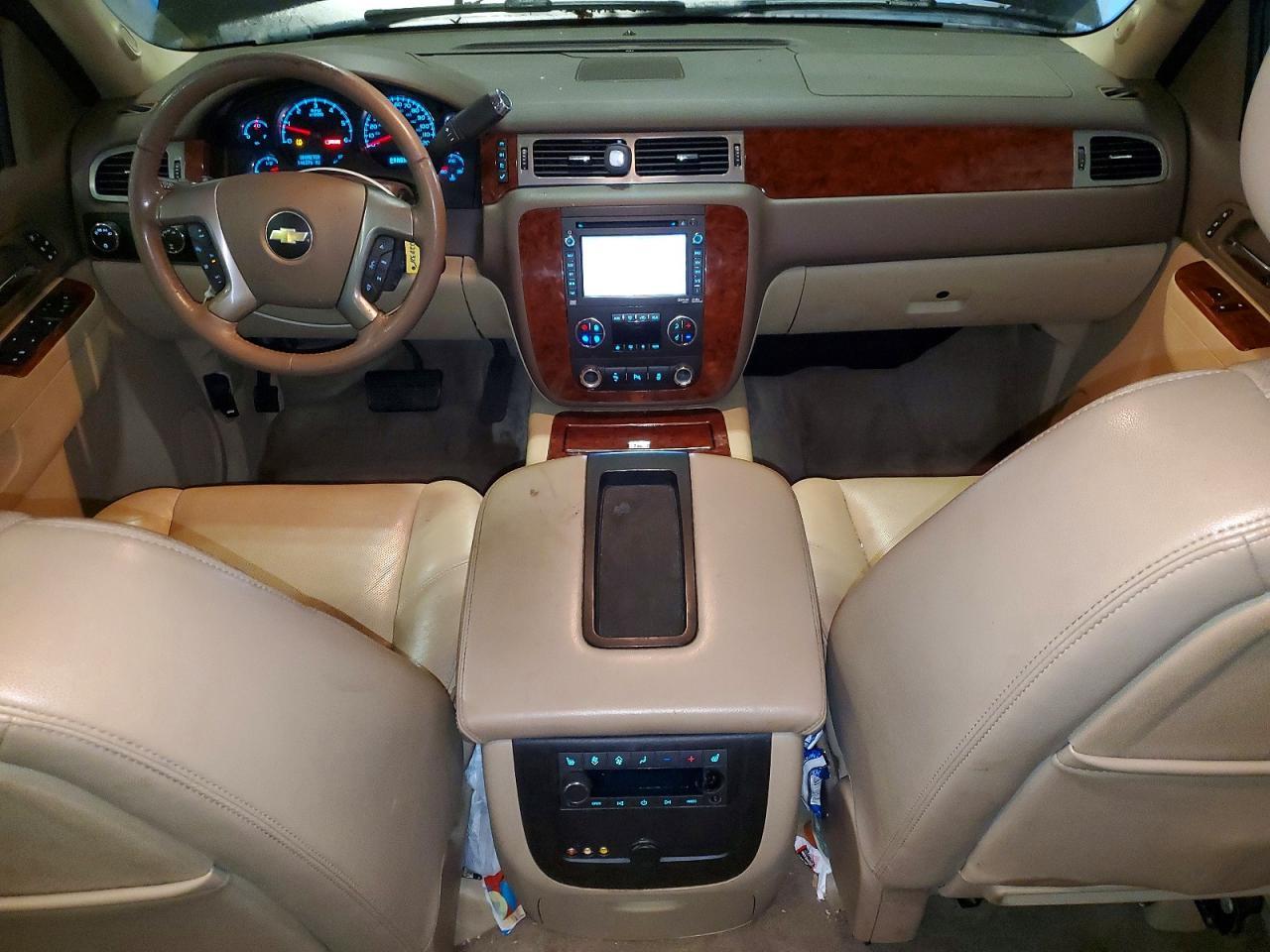 2012 CHEVROLET Suburban